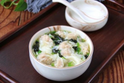 学包馄饨视频,视频教程带你轻松掌握传统美食制作技巧